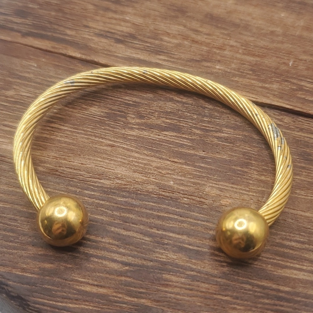 B2426‎ royal braided cuff bracelet estate find! Elegant